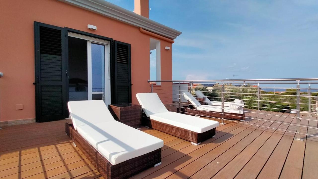 A.Mare Bed & Breakfast Stintino Luaran gambar